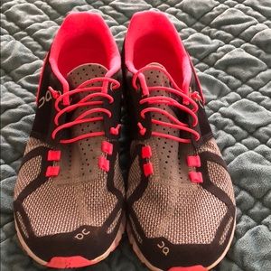 Oncloud Running Shoes